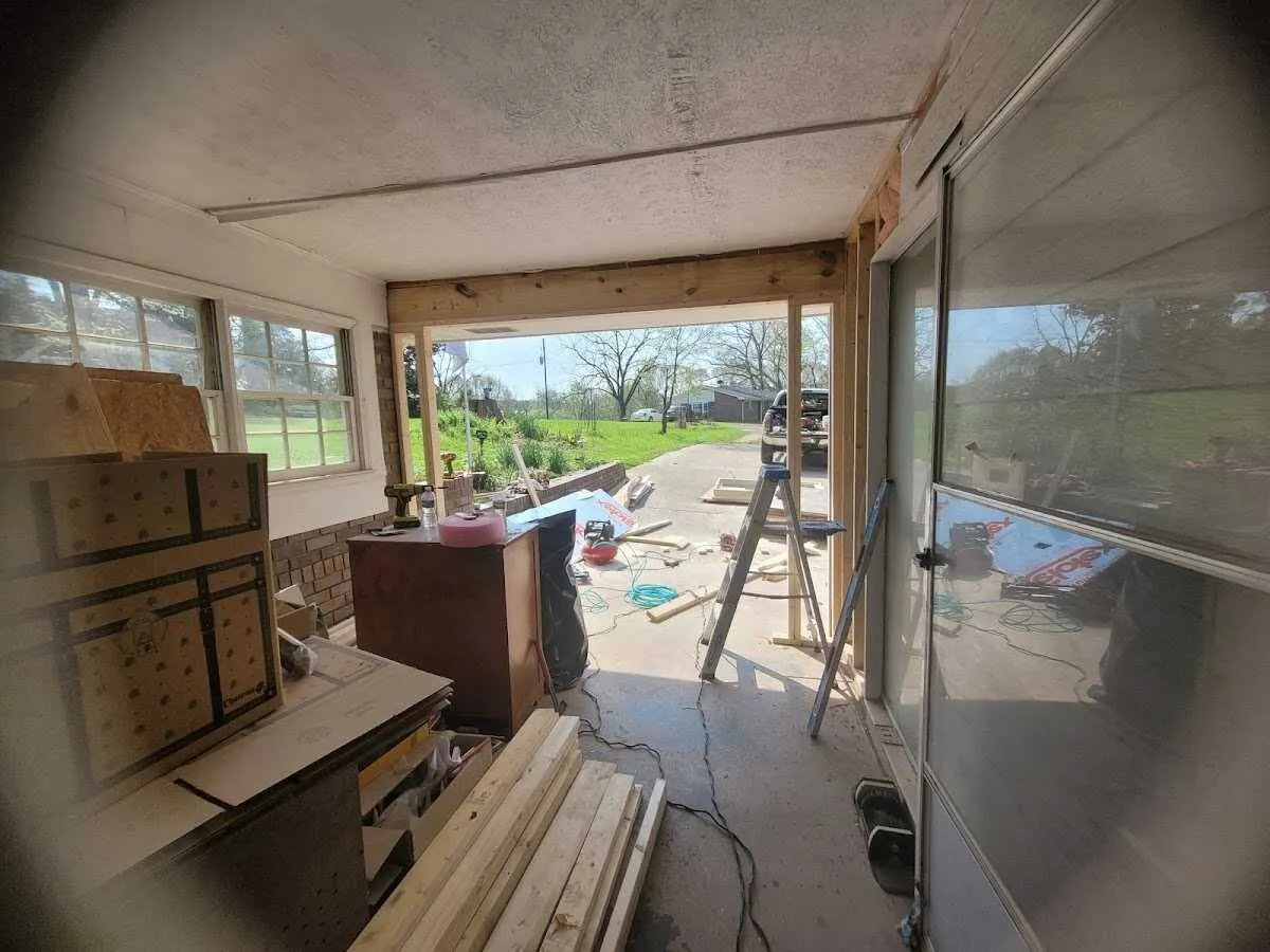 Air movers and dehumidifier for Drying & Dehumidification in Maltby